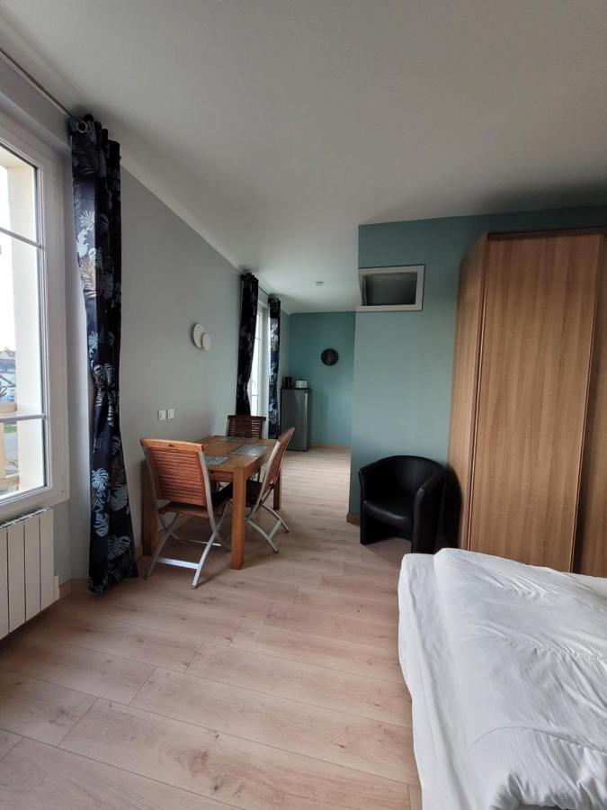 Appartement Meuble Renove Ideal Pour Curistes Ou Vacanciers Ла Рош-Позе Екстериор снимка